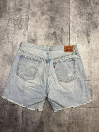 🛒Short en jean Levi's 501 W32🛒