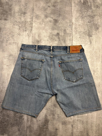 🛒Short en jean Levi's 501 W38🛒