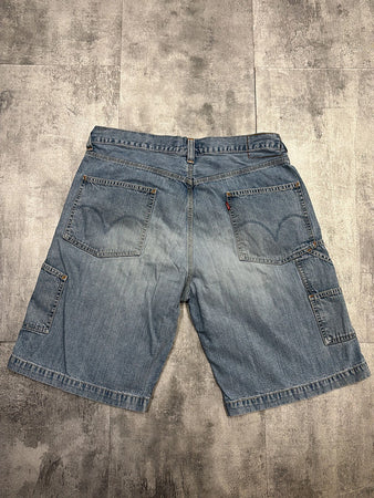 🛒Short Levi's W36🛒