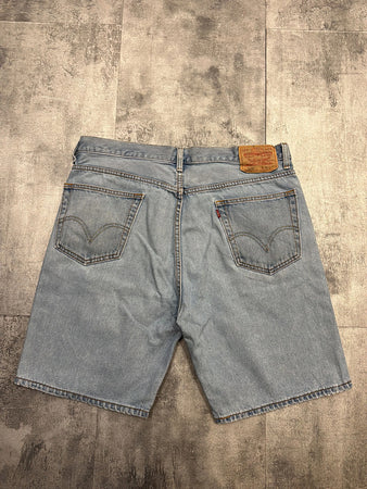 🛒Short en jean Levi's 505 W36🛒