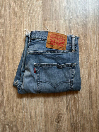 🛒Short en jean Levi's 502 W31🛒