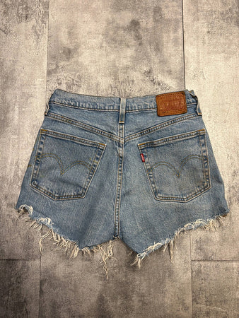 🛒Short en jean Levi's 501 W26🛒