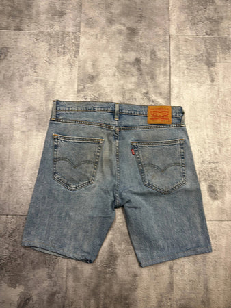 🛒Short en jean Levi's 512 W33🛒