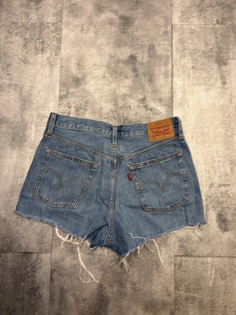 🛒Short en jean Levi's 501 W28🛒