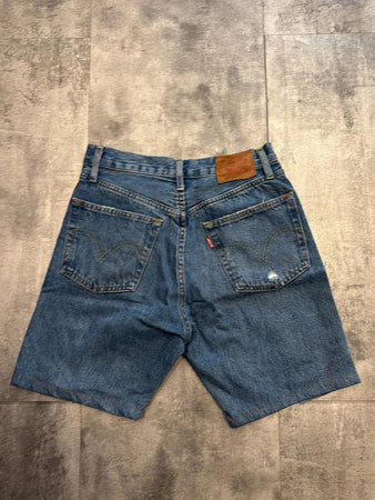 🛒Short en jean Levi's 501 W26🛒