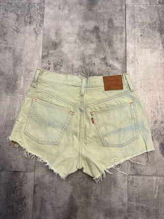 🛒Short en jean Levi's 501 W26🛒