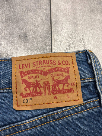 🛒Short en jean Levi's 501 W32🛒