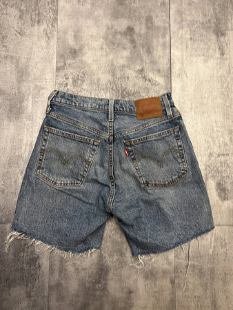 🛒Short en jean Levi's 501 W25🛒