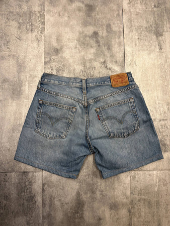 🛒Short en jean Levi's 501 W26🛒