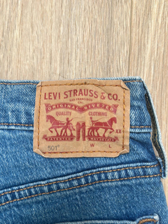 🛒Short en jean Levi's 501 W32🛒(2E582)