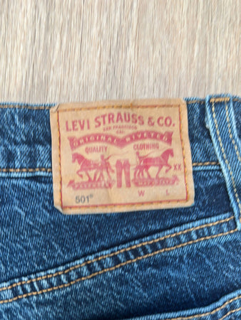 🛒Short Levi's 501 W24🛒(2E676)