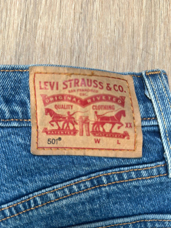 🛒Short en jean Levi's 501 W24🛒(2E653)