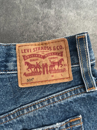 🛒Short en jean Levi's 501 W29🛒(2E720)