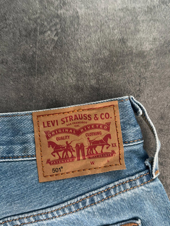 🛒Short en jean Levi's 501 W29🛒(2E707)