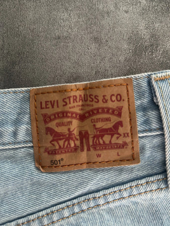 🛒Short en Jean Levi's 501 W26🛒(2E686)
