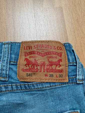 🛒Jeans Levi's 541 W38 L32🛒