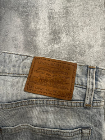 🛒Jeans Levi's W33 L30🛒