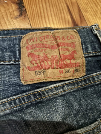 🛒Jeans Levi's 504 W30 L32🛒