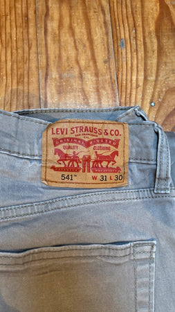 🛒Jeans Levi's 541 W31 L30🛒