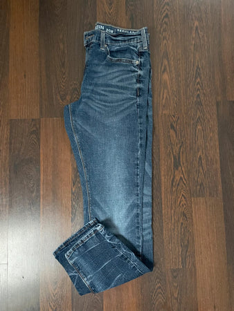 🛒Jean Levi's W30 L32🛒