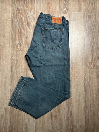 🛒Jean Levi's W36 L30🛒