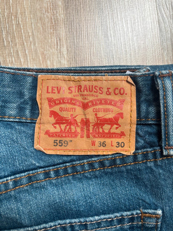 🛒Jean Levi's 559 W36 L30🛒