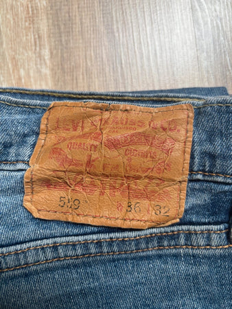 🛒Jean Levi's 559 W36 L32🛒