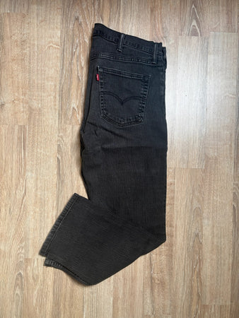 🛒Jean Levi's W38 L30🛒