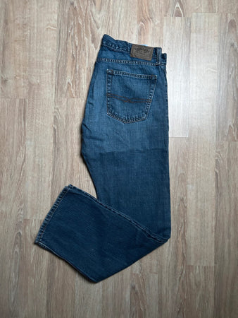 🛒Jean Levi's W36 L32🛒