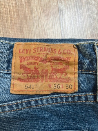 🛒Jean Levi's 541 W36 L30🛒