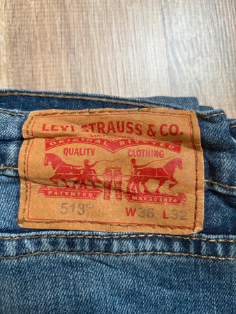 🛒Jean Levi's 513 W36 L32🛒