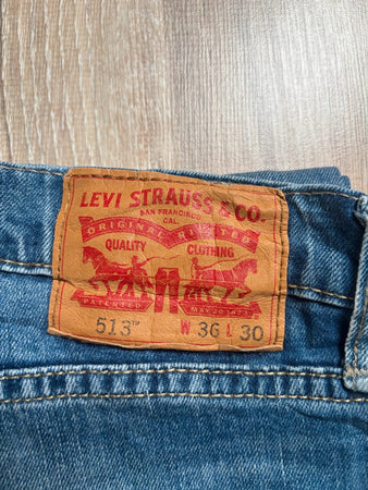 🛒Jean Levi's 513 W36 L30🛒