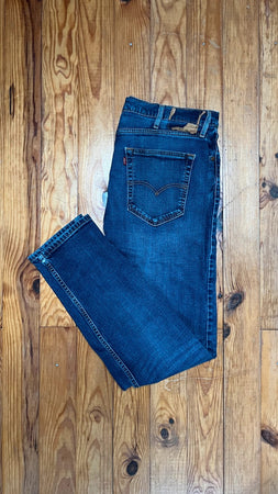 🛒Jean Levi's W38 L34🛒