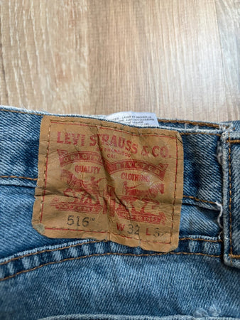 🛒Jean Levi's 516 W32 L32🛒
