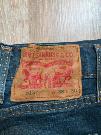 🛒Jean Levi's 513 W38 L30🛒