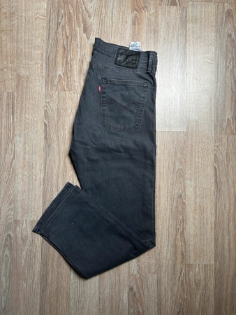 🛒Jean Levi's W34 L30🛒