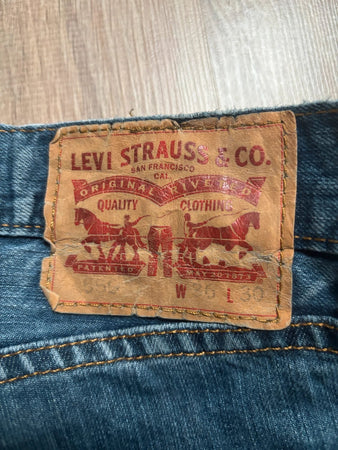 🛒Jean Levi's 559 W26 L30🛒
