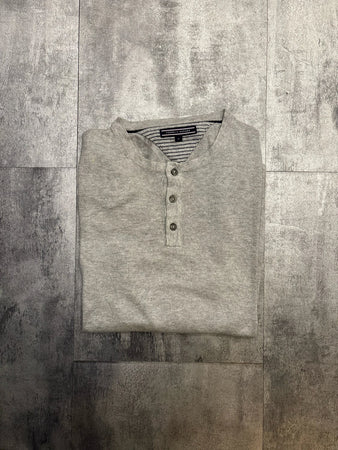 🛒Pull Tommy Hilfiger Taille M🛒