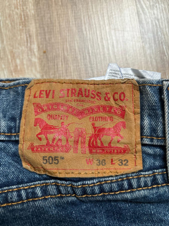 🛒Jeans Levi's 505 W36 L32🛒